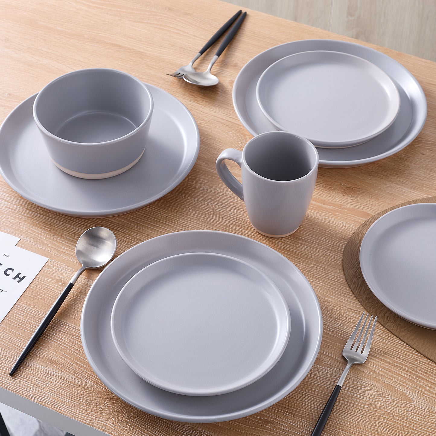 Jules Stoneware Dinnerware Set - Gray