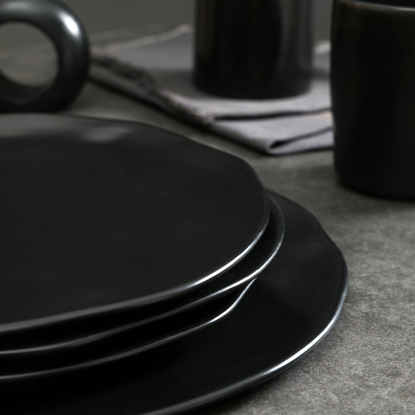 Atik Stoneware Dinnerware Set - Black