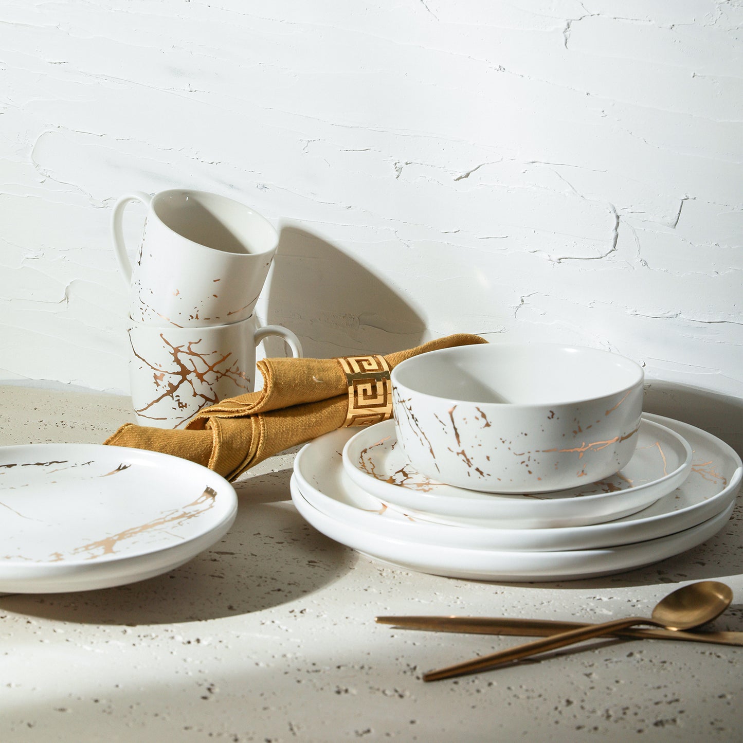 Zora Porcelain Dinnerware Set - White