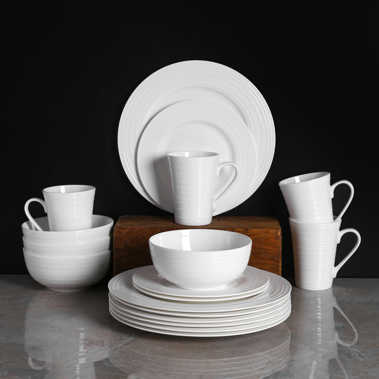 Eleanor Bone China Dinnerware Set - White
