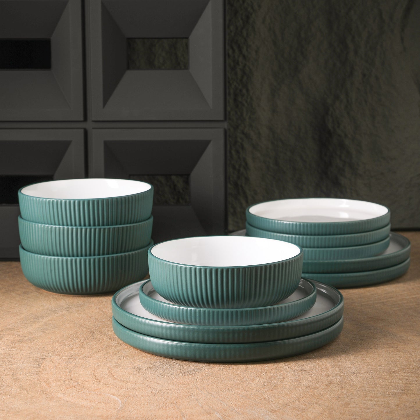 Laro Stoneware Dinnerware Set - Green