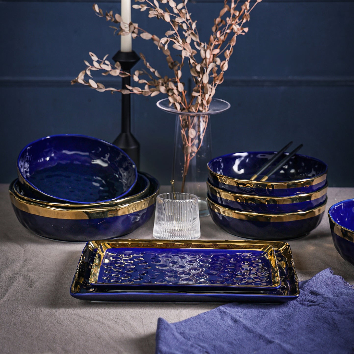 Florian Porcelain Service Plate Set - Blue