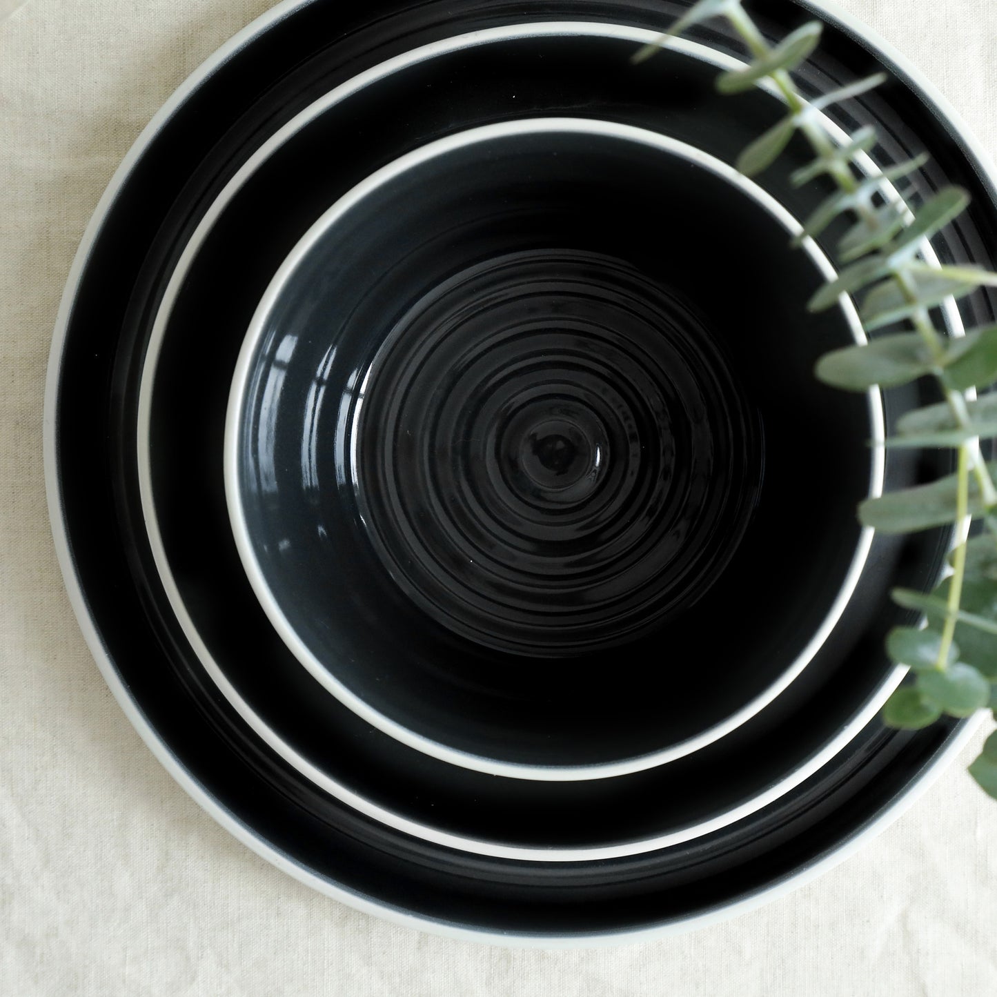 Elica Stoneware Dinnerware Set - Black And Beige