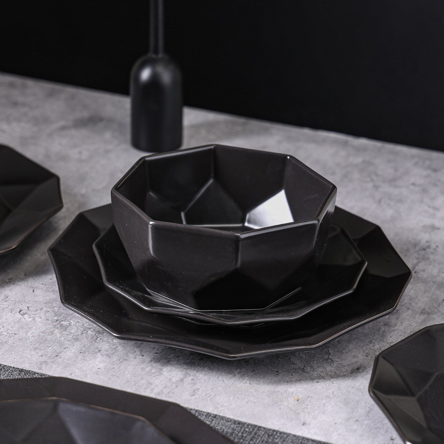 Jamie Porcelain Dinnerware Set - Black